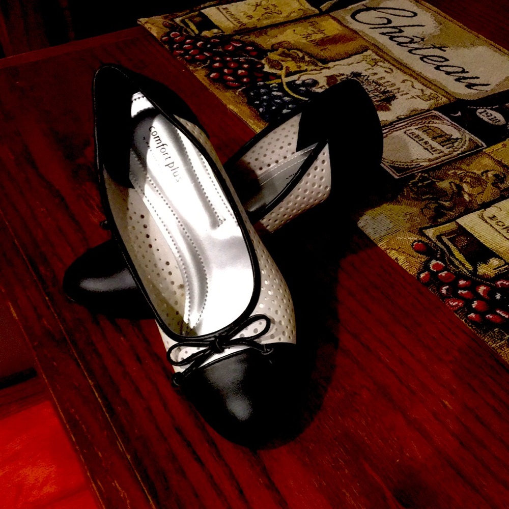 New shoes never worn